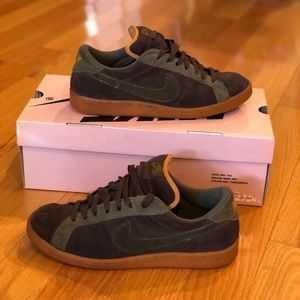 RARE Nike SB air classic green and brown suede vintage 2006